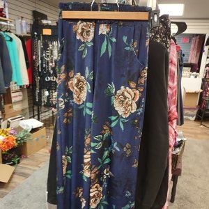 Blue wide leg pants with floral print from Win-Win size Small/Medium